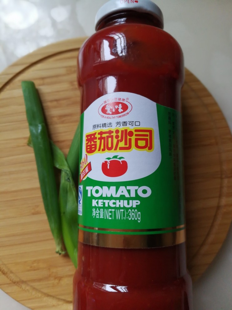 国民菜～儿童版西红柿炒鸡蛋,这是辅料一