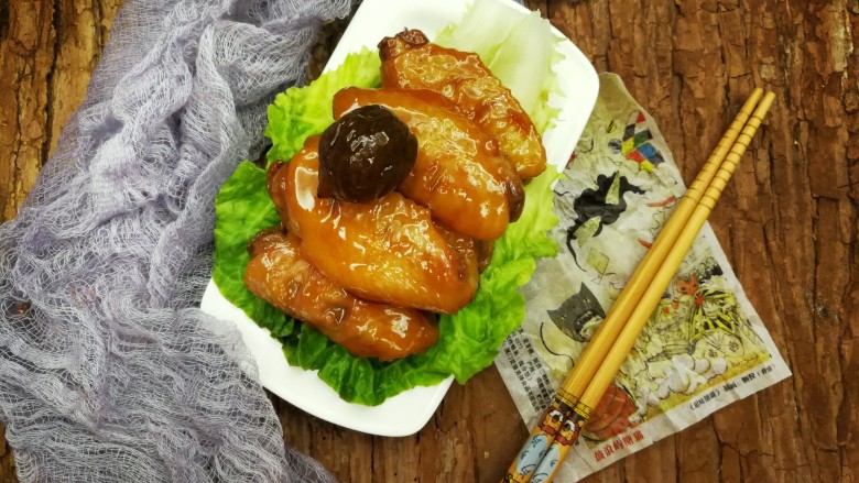 梅子(话梅)鸡翅,装盘开吃吧,我家宝儿一次最少四个😊
