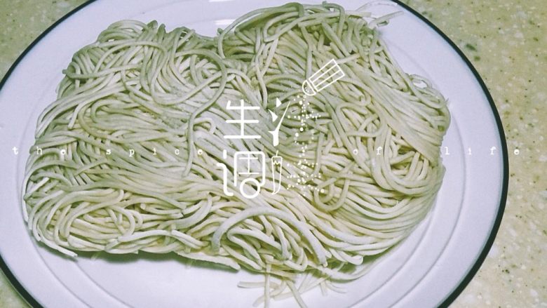 浅湘食光&鸡肉捞面,水面（我是从冻箱拿出的）