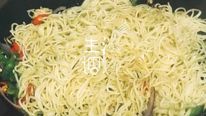 浅湘食光&鸡肉捞面,加入准备的面