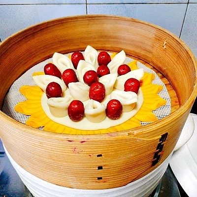 一锅出&枣花馍+红薯枸杞粥
,上锅蒸,一锅直接搞定早餐