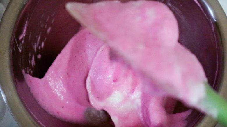 宝宝零食之火龙果溶豆,如图,上下翻拌