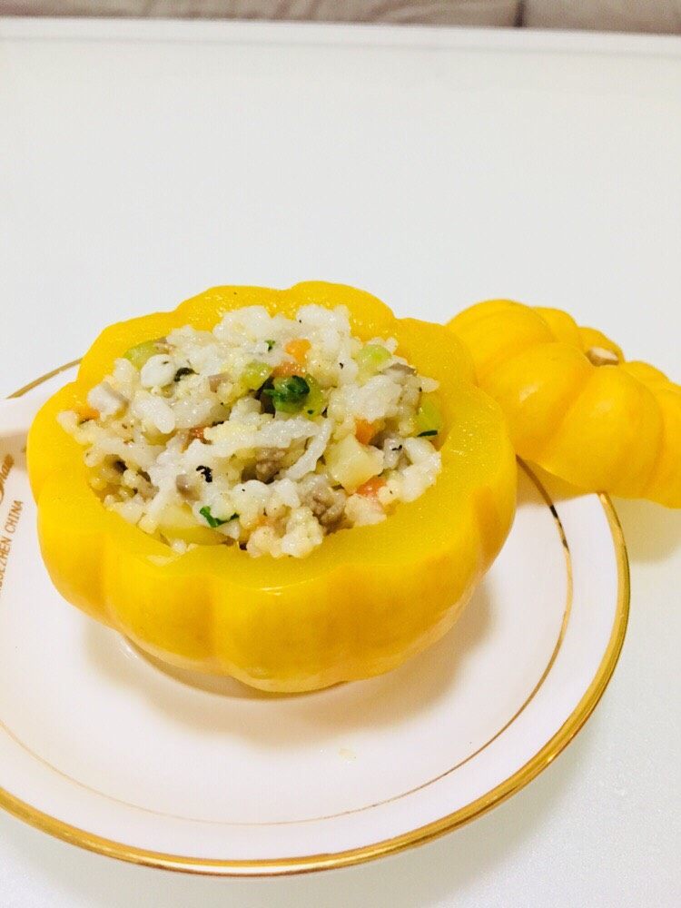 南瓜盅牛肉杂粮蔬菜焖饭