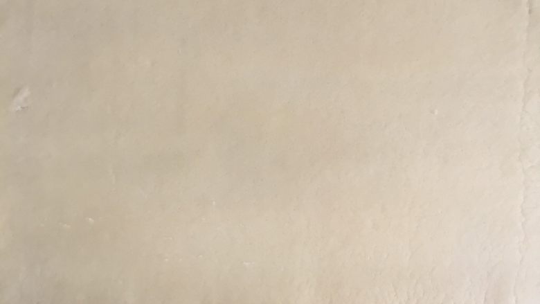 儿童动物饼干,我们擀面杖擀成厚度3毫米的面片
