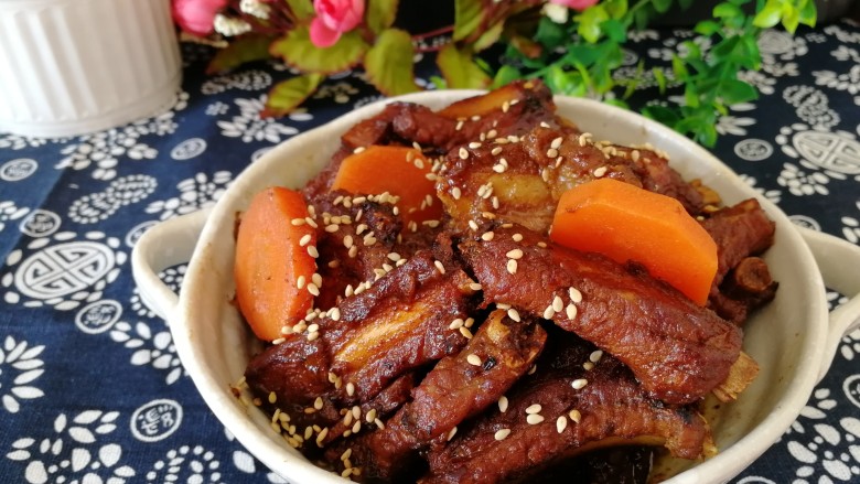 年菜菜谱_蜜汁小排,盛一碗,嗮一嗮。