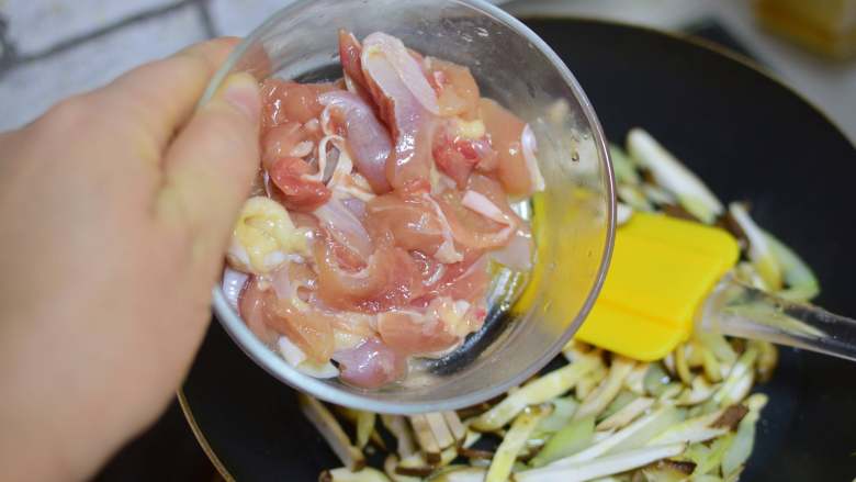 亲子丼,加鸡腿肉