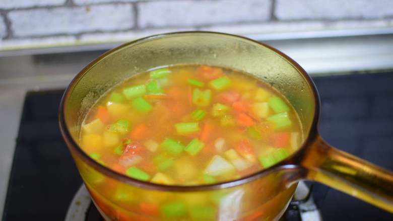 罗宋汤,盖好锅盖,继续煮20分钟