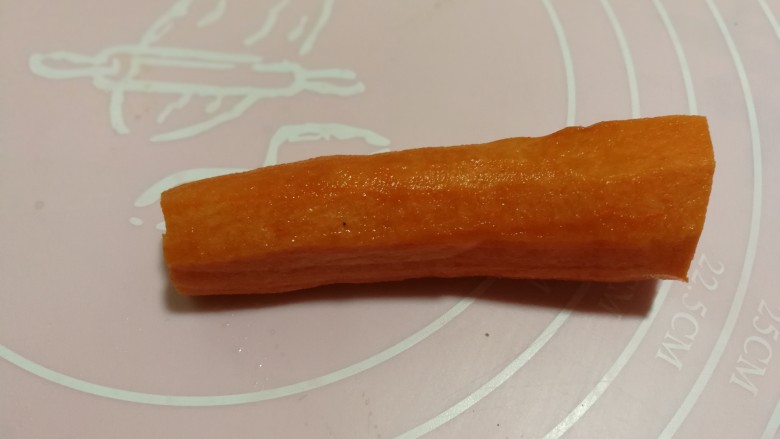 一点红~蜜汁山药,萝卜去皮洗净,