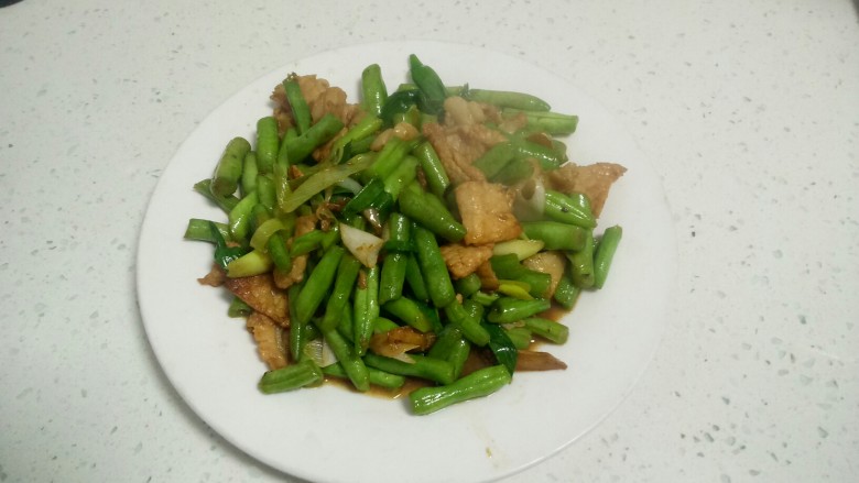 豆角炒肉片