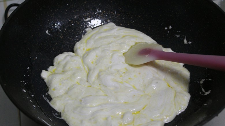 网红雪花酥,炒到全部融化