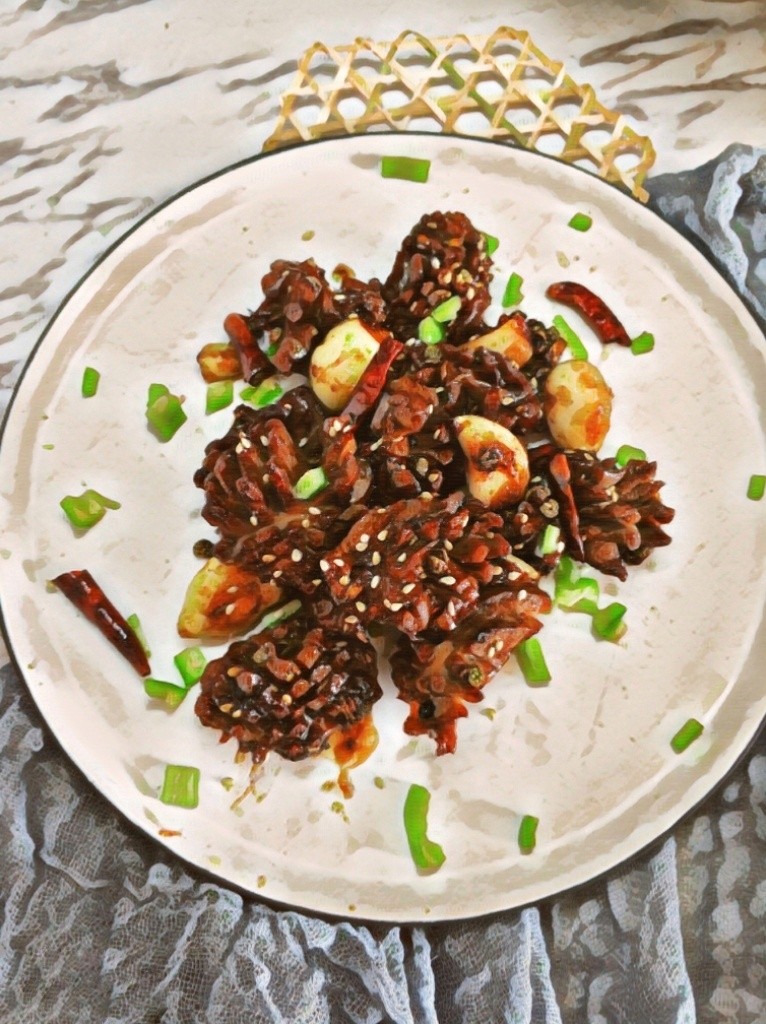 麻辣,麻辣鸡胗,成盘,撒芝麻,青椒碎即可