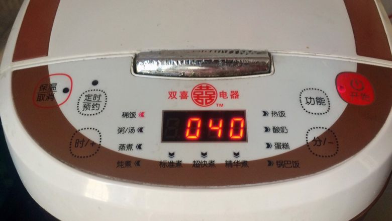 电饭煲+红糖地瓜粥,开启煮稀饭功能键