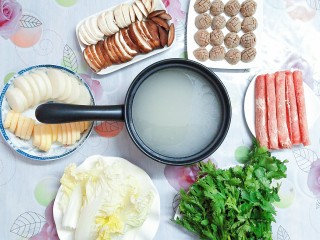 牛骨汤牛肉丸肥牛火锅