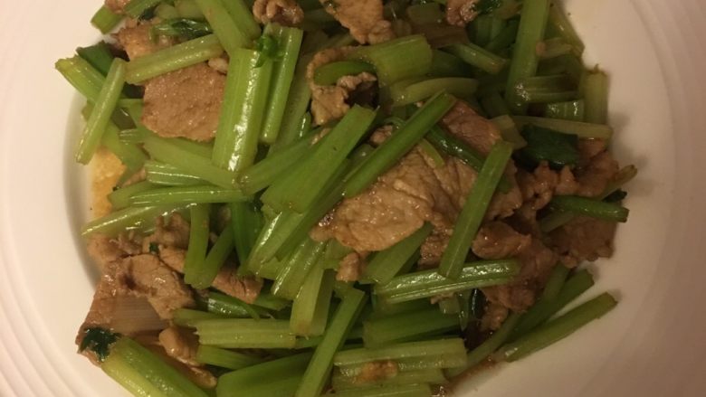 芹菜炒猪肉