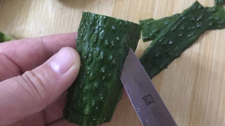 节节高升(零基础快手菜),从侧边削掉上面的这一块
