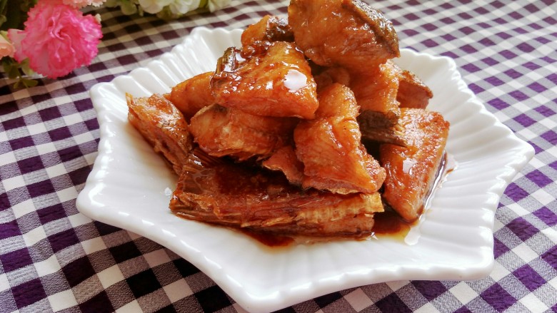 糖醋糍粑鱼,成品图来一张,酸甜可口。