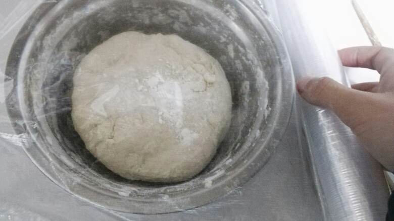 红糖年轮馒头,用保鲜膜封起发酵1~2个小时