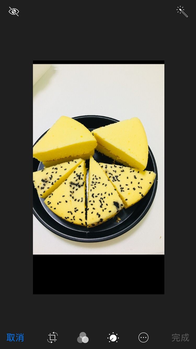 电饭煲蛋糕,软绵绵,香喷喷..我的女儿吃得津津有味...