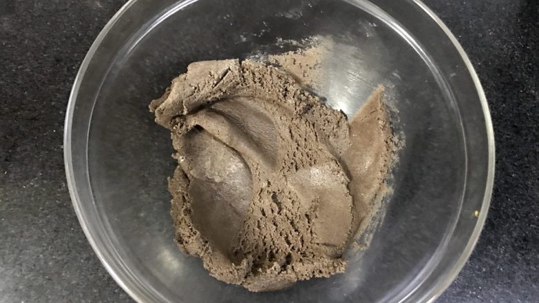 可可马卡龙(不用色素更健康),融合到很均匀的状态。