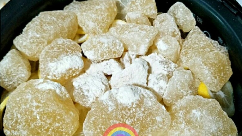 非常有效!川贝柠檬膏!(电饭锅版),如此循环放完全部材料,放入川贝粉。然后用煲汤或熬粥的选项,就是那个两小时左右的,然后保温12小时以上(拔不拔电源都没关系)。