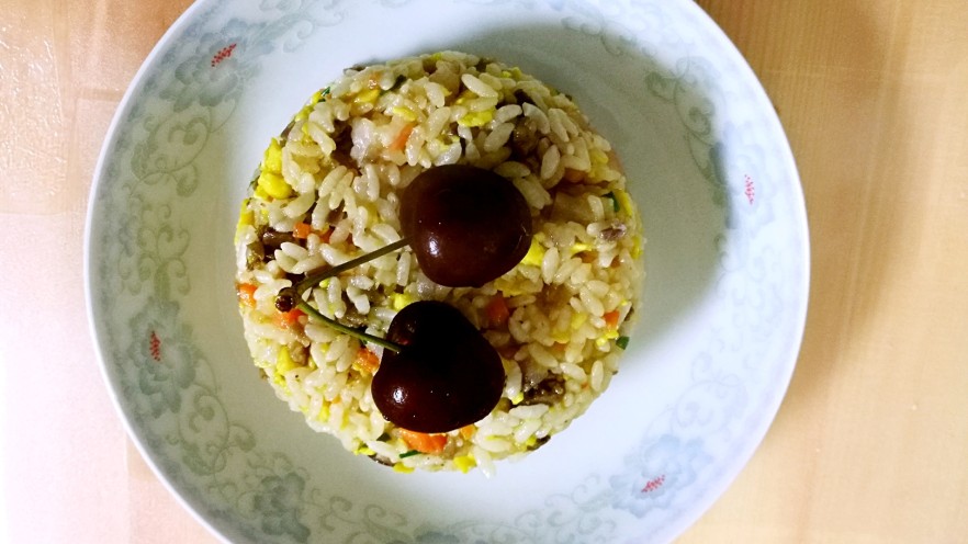 牛肉虾仁蛋炒饭