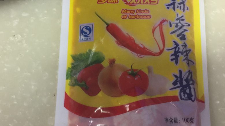东北烤冷面,我用的是这种辣酱 做出来的味道比较接近