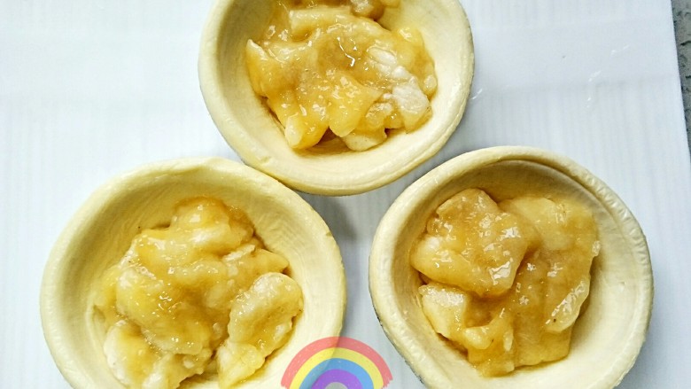 最方便!红豆派!香蕉派!(空气炸锅),香蕉馅也装入蛋挞皮里。