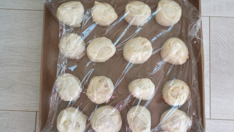 火腿萝卜丝饼,放好备用