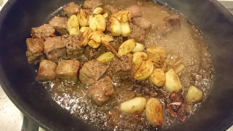 篩子牛,拌勻!即可起鍋
