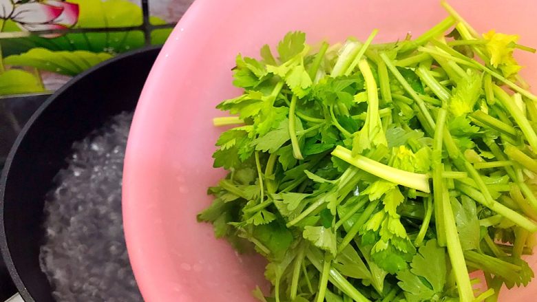 创意料理の香芹拌香螺,下香芹