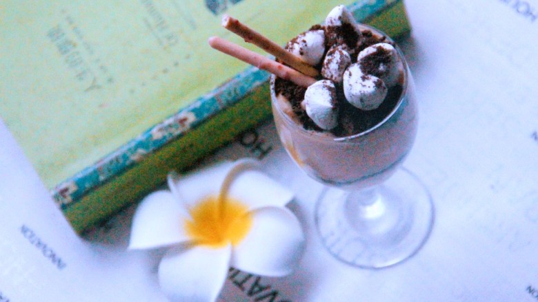 百变水果~奥利奥酸奶香蕉杯