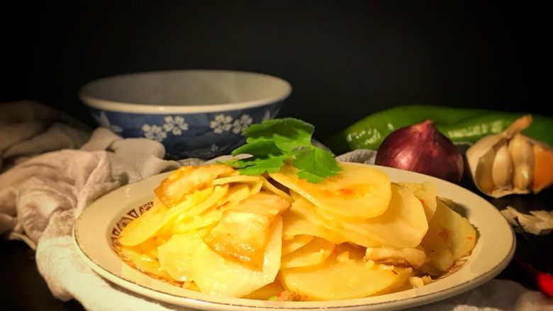 泡椒土豆片,土豆火候掌握好,爽脆。