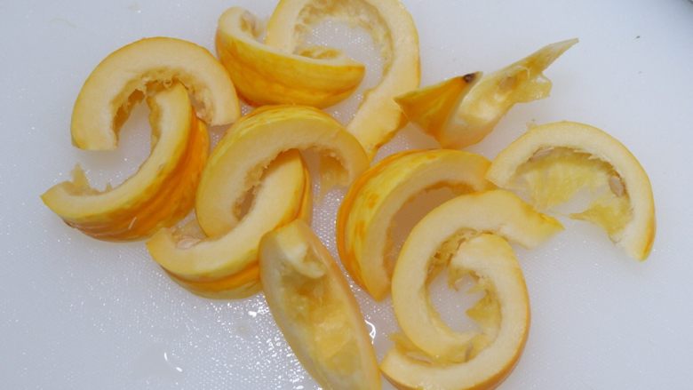 轻食低卡便当—黑椒烤蔬菜,<a style='color:red;display:inline-block;' href='/shicai/ 53'>南瓜</a>切月牙状