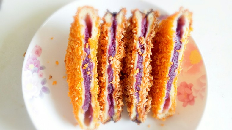 黄金紫薯面包,成品图