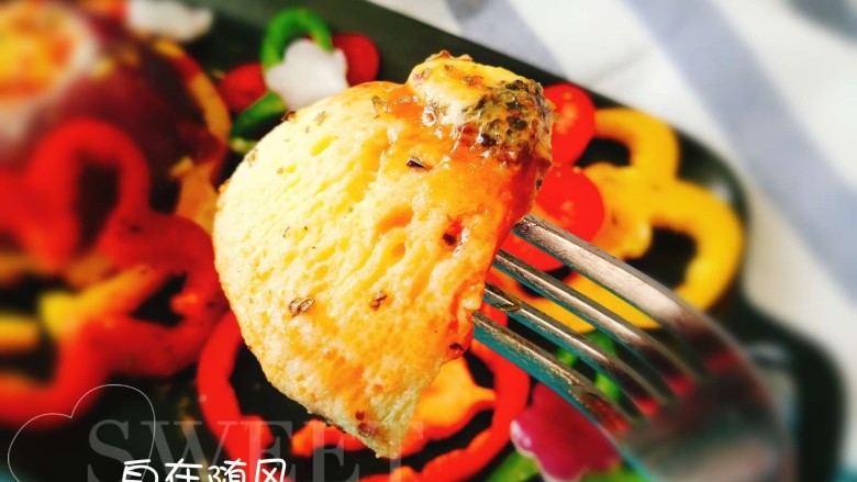 阳光早餐~洋葱鸡蛋盏,相当诱人吧😋😋😋