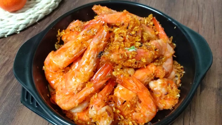 避风塘炒虾,成品,分享完毕。