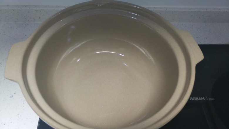 部队火锅,用砂锅做保温性好