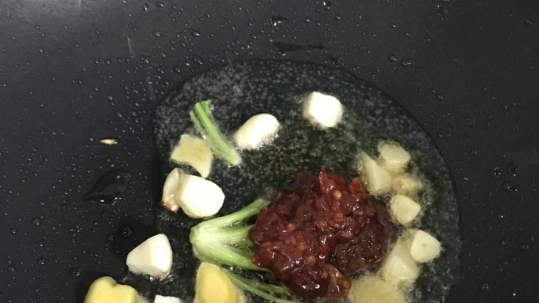 水煮肉片,加豆瓣酱