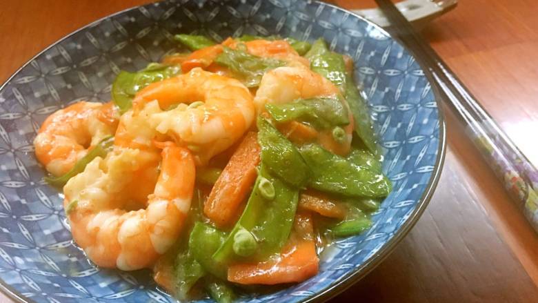 荷兰豆胡萝卜炒虾仁