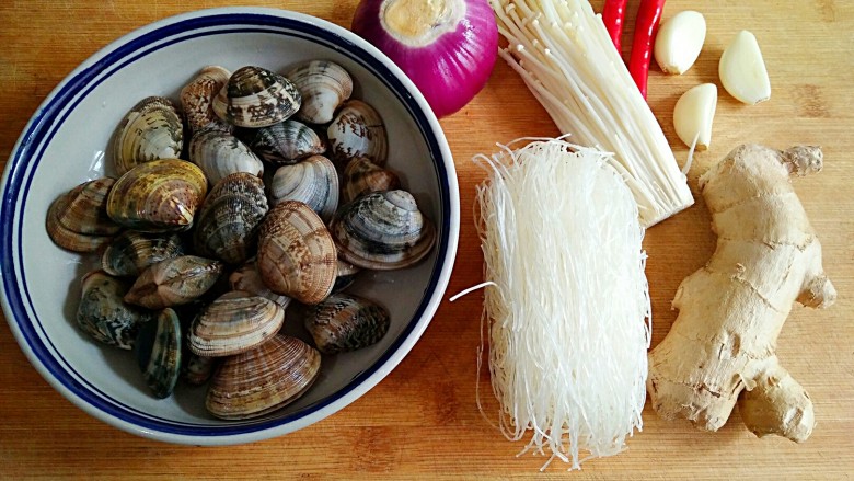 开心花甲――味美颜高满足嘴巴的“虚荣心”,准备食材。