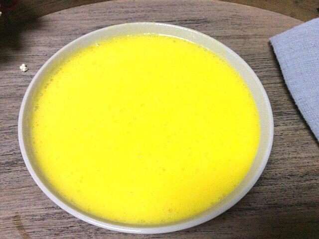 百变水果+水果果汁豆豆沙,榨好的橙汁备用