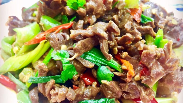 #年味#~团圆泡椒鸭胗,有了美味,是不是来点小酒更怡情……