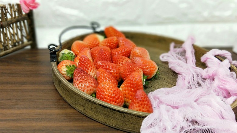 百变水果+宝宝餐-零添加草莓罐头,<a style='color:red;display:inline-block;' href='/shicai/ 109017'>新鲜草莓</a>,无坏,无烂。