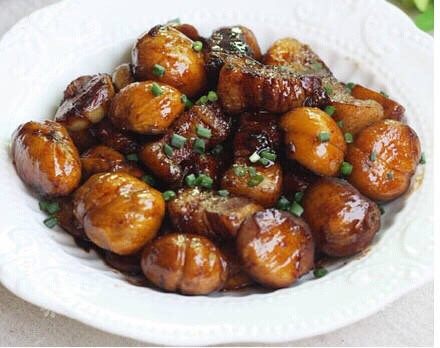 板栗红烧肉