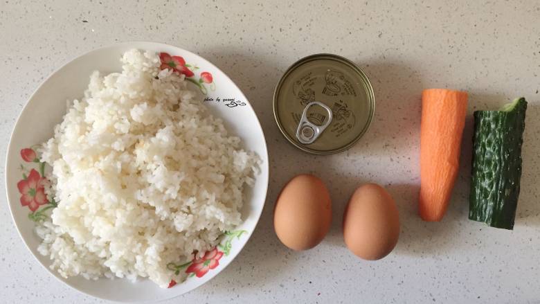 营养炒饭,准备好食材