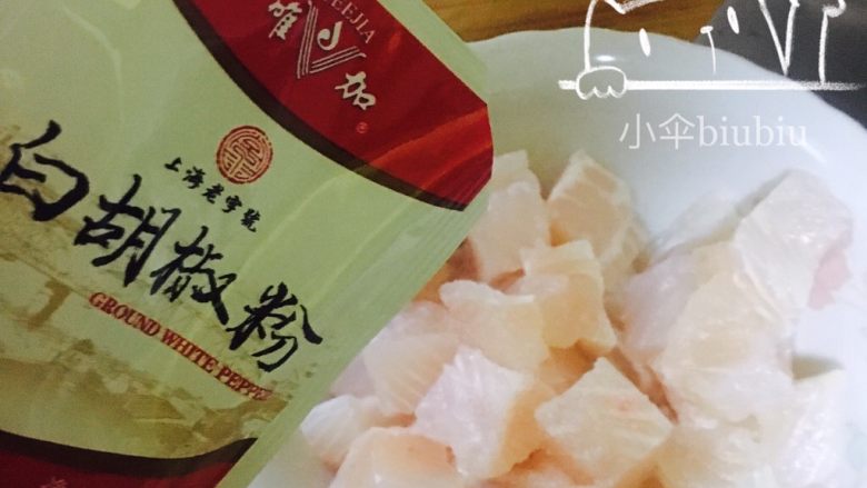 美味番茄龙利鱼（快手菜）,加白<a style='color:red;display:inline-block;' href='/shicai/ 720'>胡椒粉</a>适量～黑<a style='color:red;display:inline-block;' href='/shicai/ 720'>胡椒粉</a>也可以～