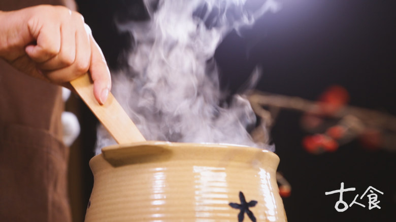 腊八粥丨你喝的可能从来都不是腊八粥!古人的正宗做法是这样的,一边煮一边搅拌,注意不要糊锅;
