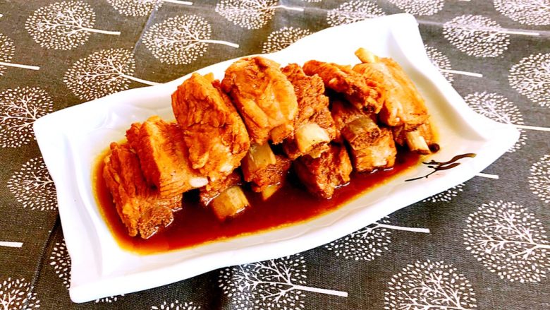 家常烧排骨,家常烧排骨出锅了