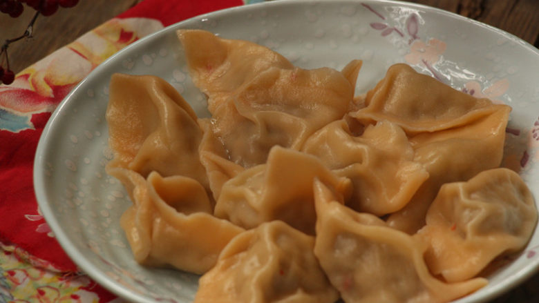 红红火火过大年【牛肉大葱水饺】,煮好的饺子，美味咯