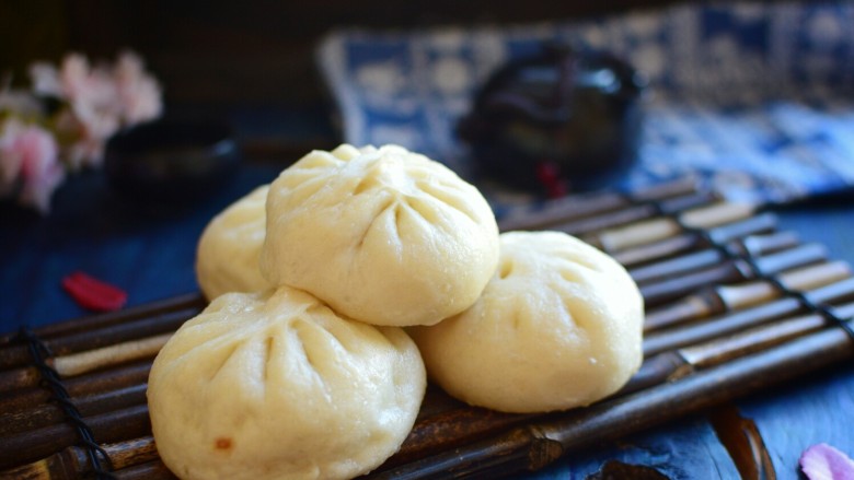 胡萝卜羊肉包子